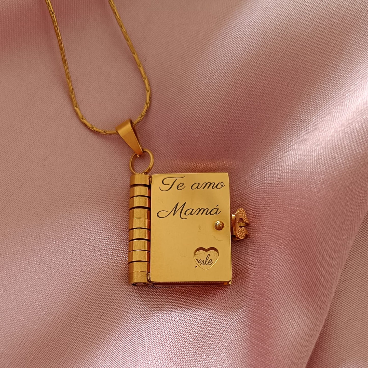 Cadena Libro