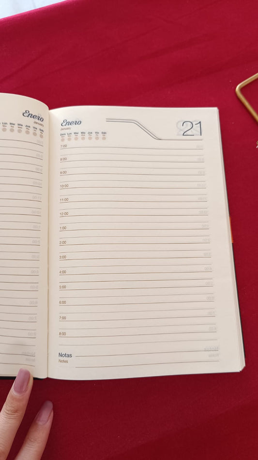 Agenda personalizada con Vinil
