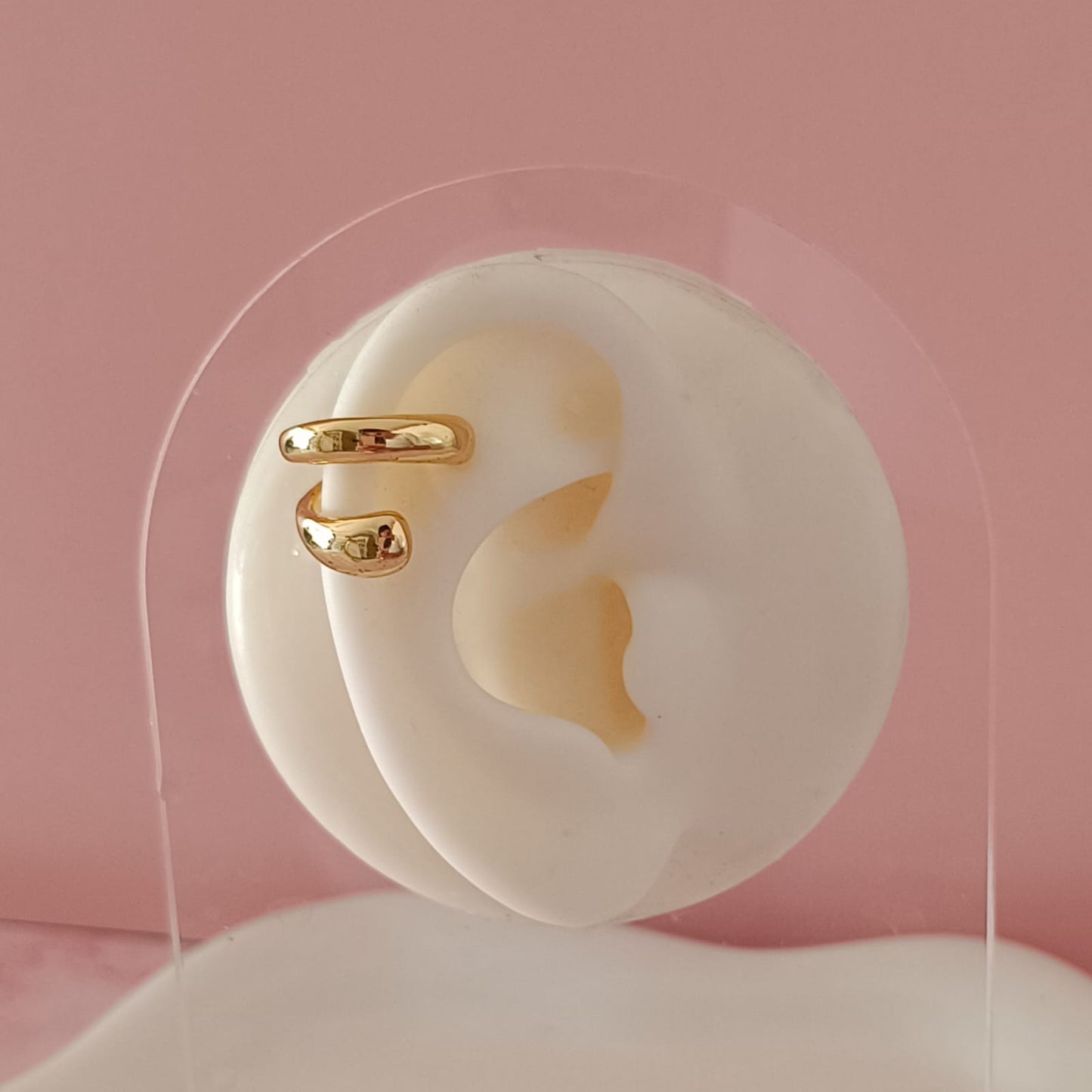 Arete Earcuf