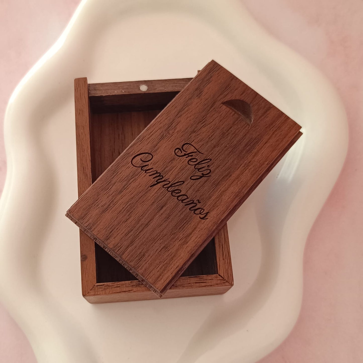 Caja de Nogal